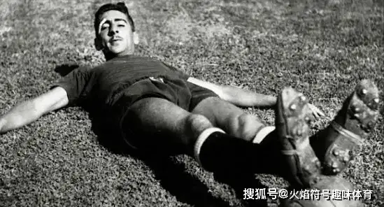 足球历史最佳阵容图片_足球历史最佳什么意思_足球历史排名前十名